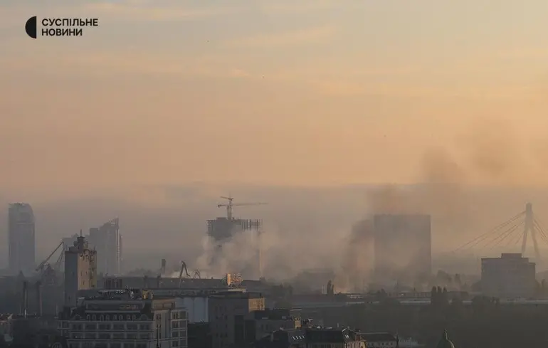У Києві під час російської атаки було пошкоджено посольство Ватикану