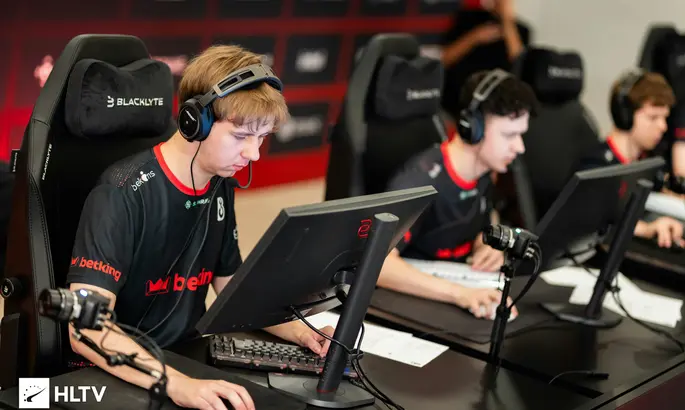 Украинская команда B8 завоевала бронзу StarLadder StarSeries Fall 2025