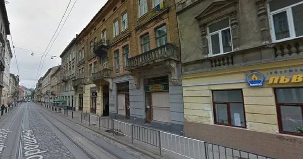 Суд зобов’язав власницю квартири в центрі Львова відновити пам’ятку