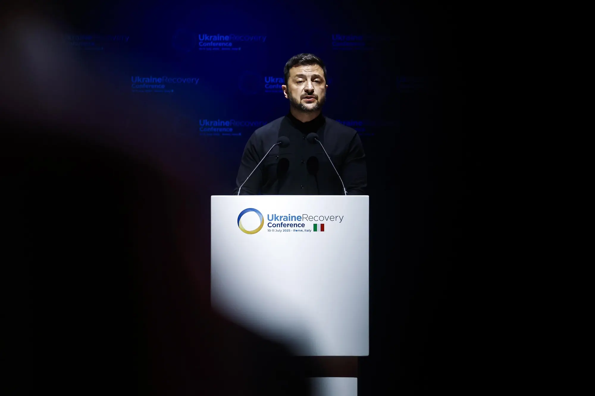 Украина планирует купить оружие у союзников: Зеленский назвал страны, готовые оплатить