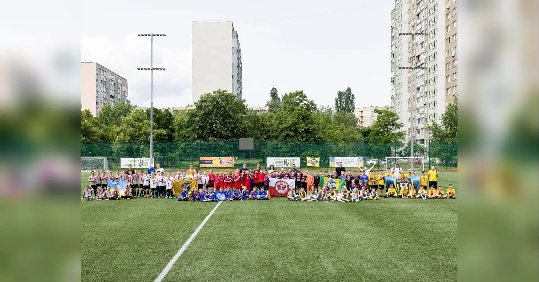 Дитинство на футбольному полі: у Києві відбувся турнір Favbet Foundation Cup