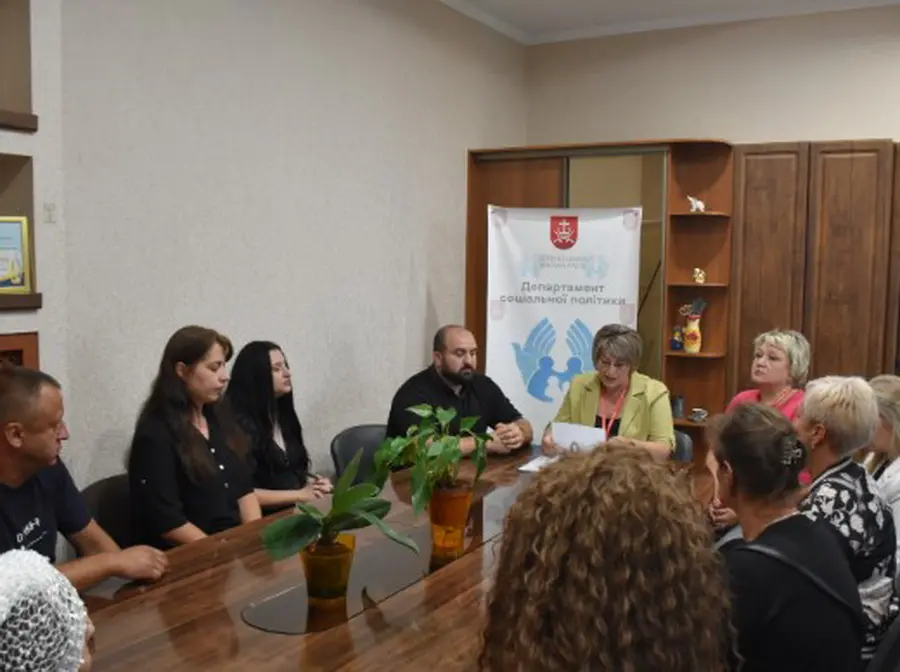 Рідним полеглих Героїв України у Вінниці передали матеріальну допомогу