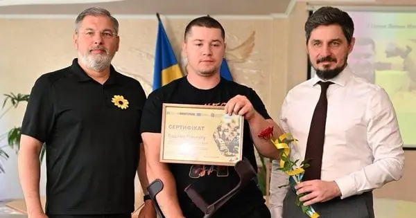 Двадцять сімей ветеранів з Чернівців отримали сертифікати на житло