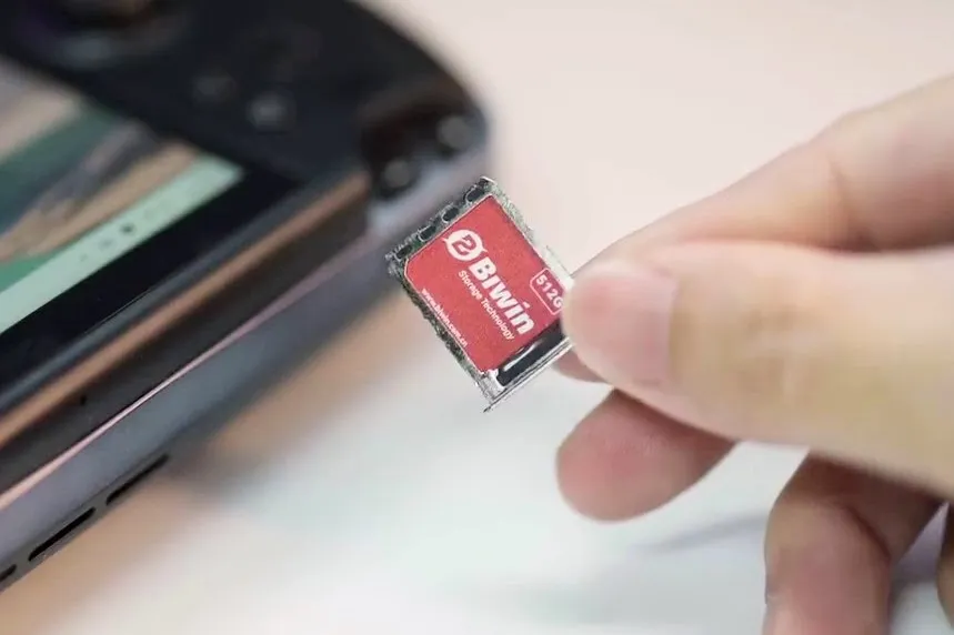 Biwin представила Mini SSD розміром з SIM-карти зі швидкістю до 3 700 МБ/с