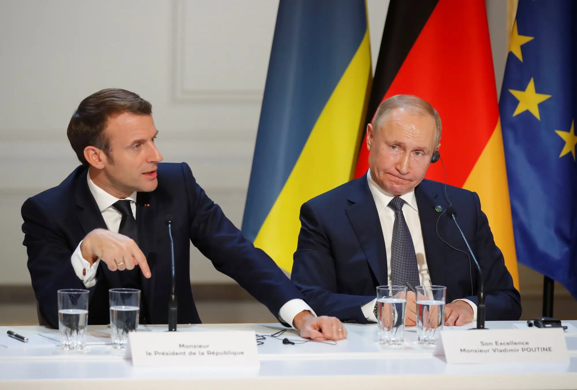 Bloomberg: Путин отклонил предложение о прекращении огня в разговоре с Макроном
