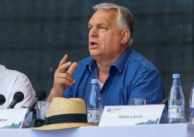 Орбан лякає, що перемога опозиції занурить Угорщину в хаос