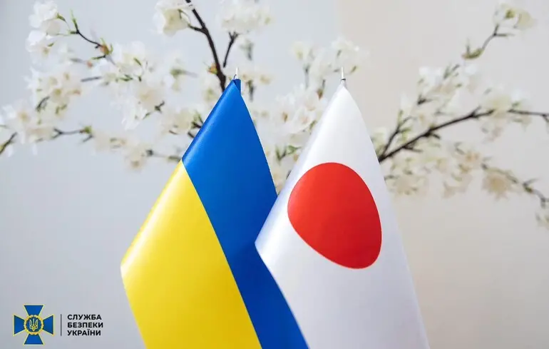 Японія ввела додаткові санкції проти РФ та знизила цінову "стелю" на російську нафту