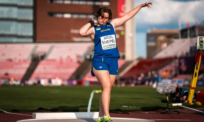 Украинская спортсменка стала вице-чемпионкой Европы среди юниорок в толкании ядра