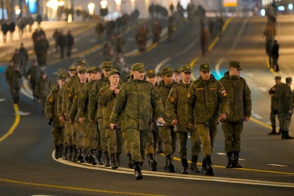 Російська армія не може забезпечити одночасне переважання сил по всій лінії фронту — експерт