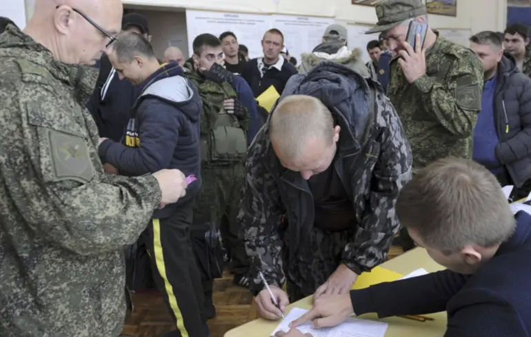 У Росії планують зробити призов до армії цілорічним