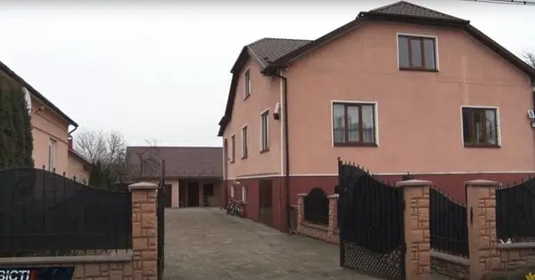 Поліція завершила розслідування катувань дітей у будинку сімейного типу в Галицькій громаді