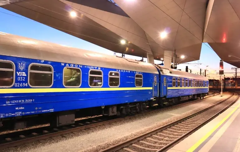 Поїзд Київ-Кишинів-Бухарест відновлює рух у тестовому режимі
