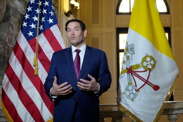 Чому Трамп досі не запровадив нові санкції проти Росії