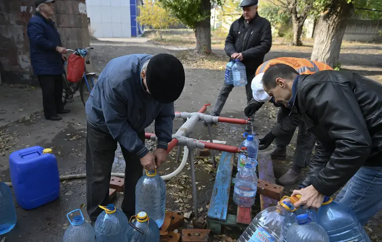 Ізраїль схвалив пакет гуманітарної допомоги Україні, направлений на забезпечення доступу до питної води — The Times of Israel 