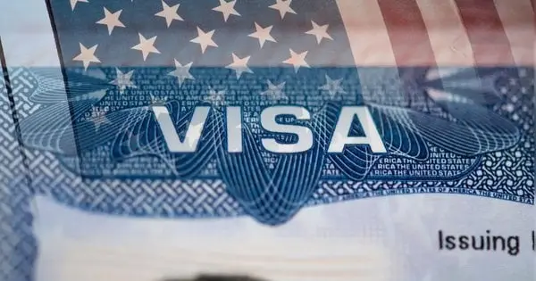 США перевірять мільйони віз та припинять видачу для далекобійників