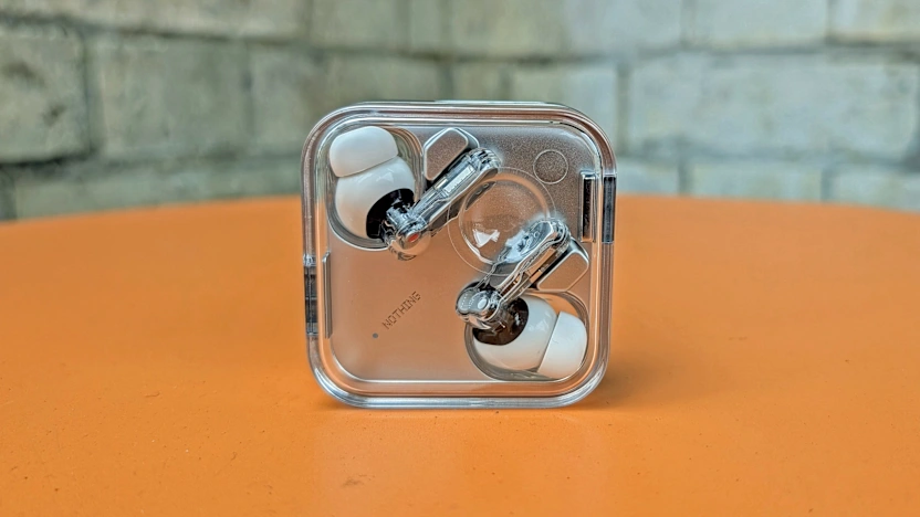 Nothing’s Ear 3 мають «супермікрофон» у стилі рації