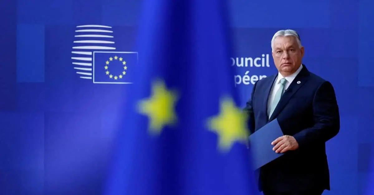 Рух до ЄС без Угорщини, ППО "Келлог", у Польщі понівечили українську церкву: все за вихідні