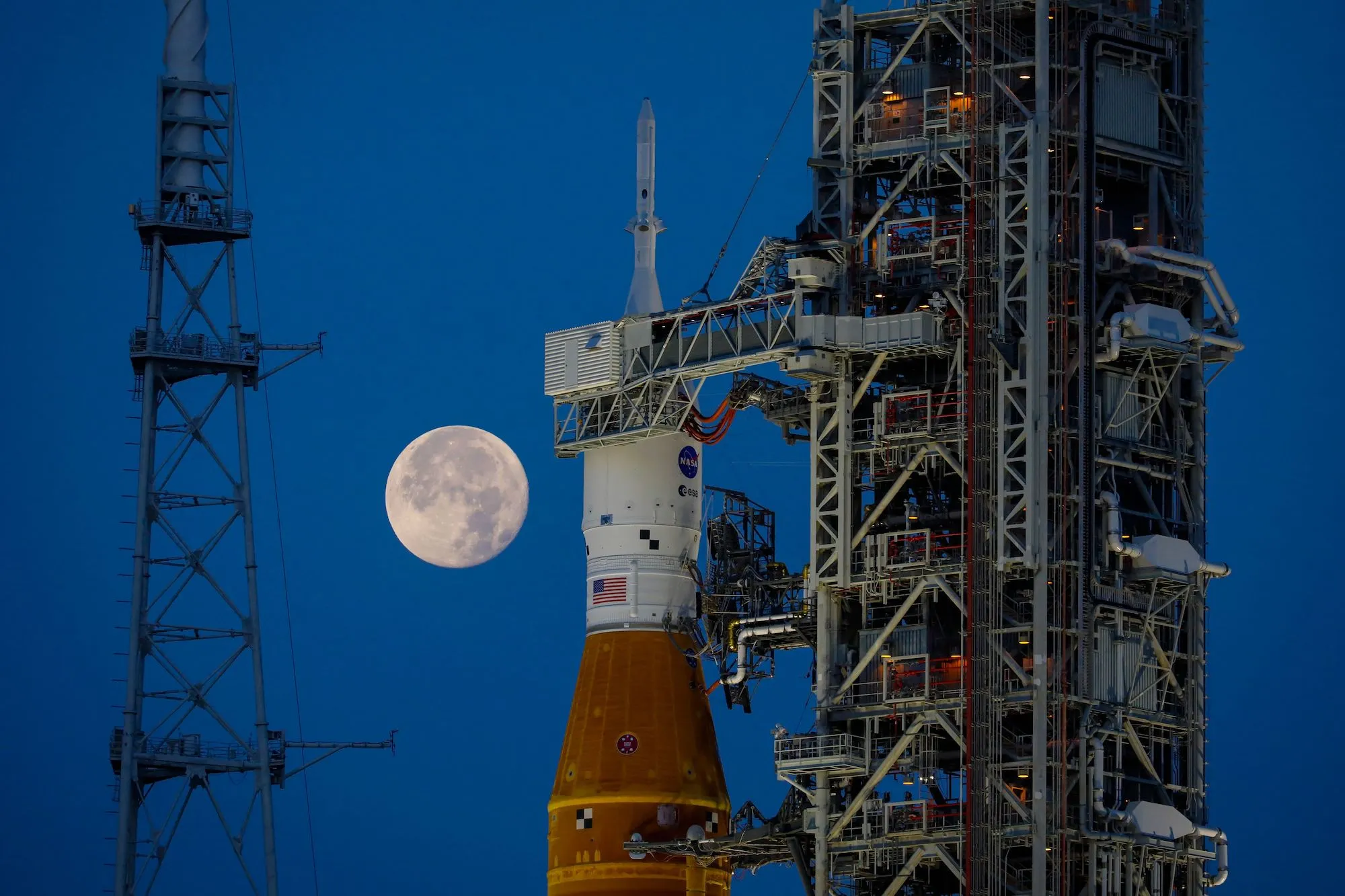 Конгрес щойно схвалив план NASA щодо Місяця
