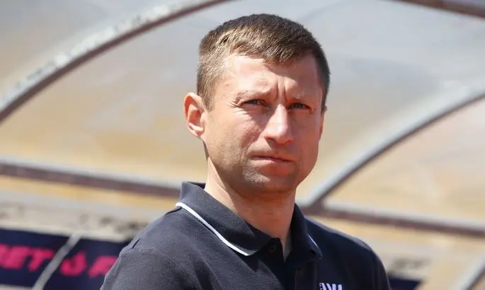 Экс-тренер Колоса трудоустроился в Заре