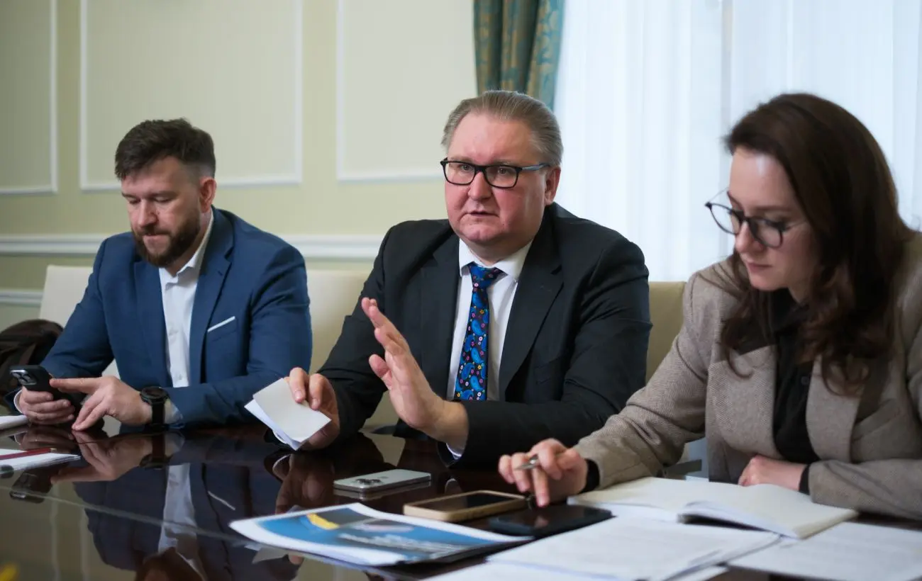 Як Україна буде рухатись до ЄС, поки Угорщина не зніме вето: пояснення Качки