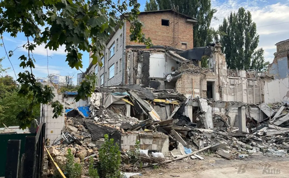У столиці відкрили експозицію проєктів відбудови Академії Бойчука: де побачити