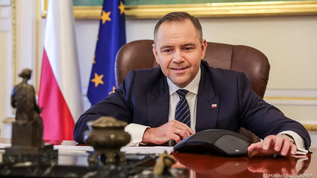 Навроцький: Україна у стані війни не може вступати до НАТО, питання членства у ЄС - передчасне