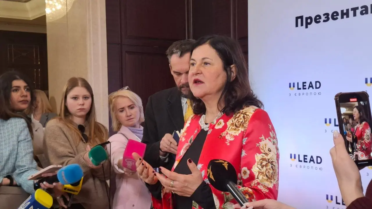 Посол ЕС в Украине обвинила РФ в убийстве гражданских в ответ на операцию "Паутина"
