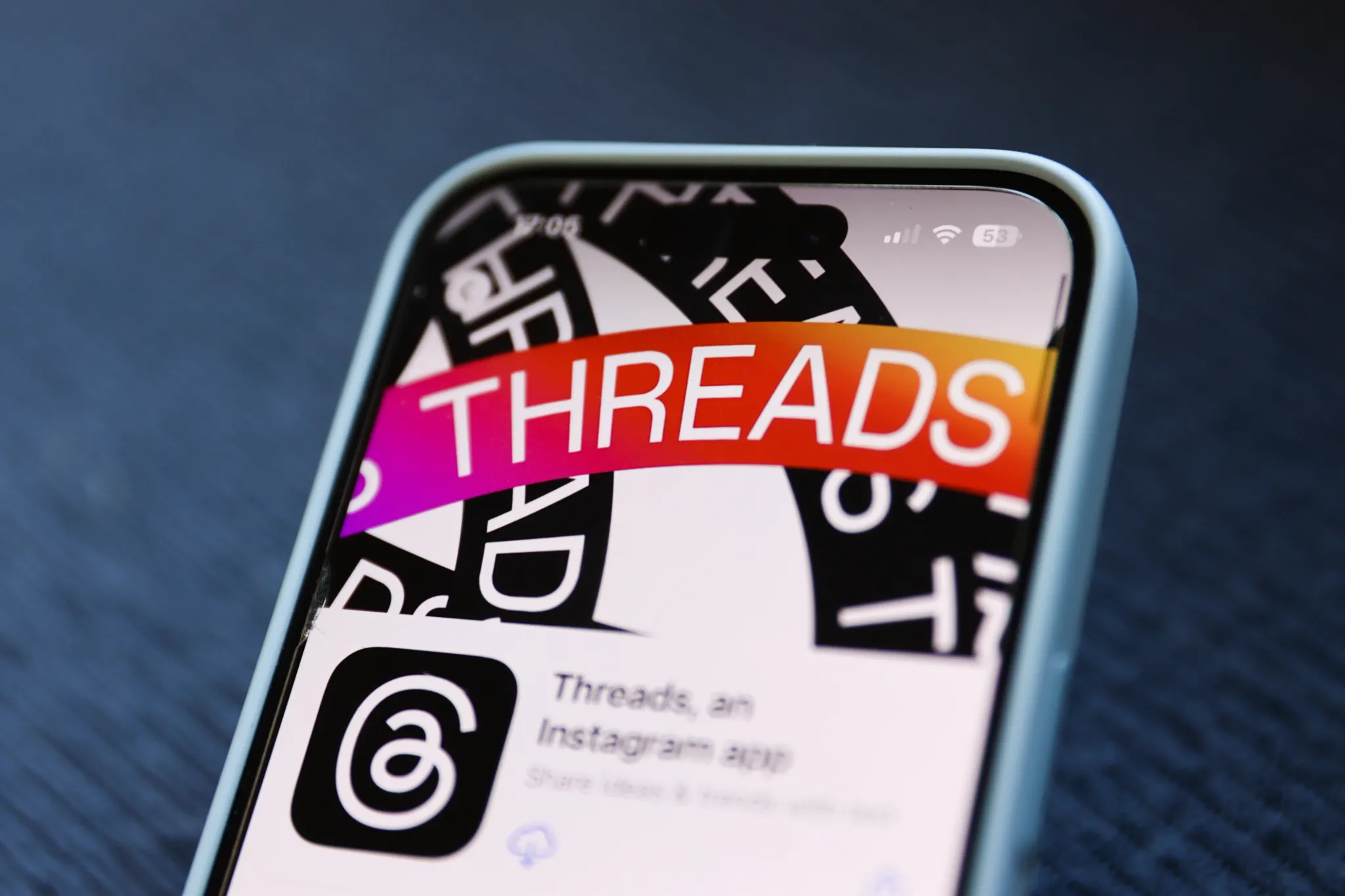 Не всі в захваті від прямих повідомлень Threads