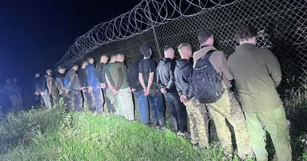 На Закарпатті затримали 19 чоловіків, які намагалися потрапити до Словаччини