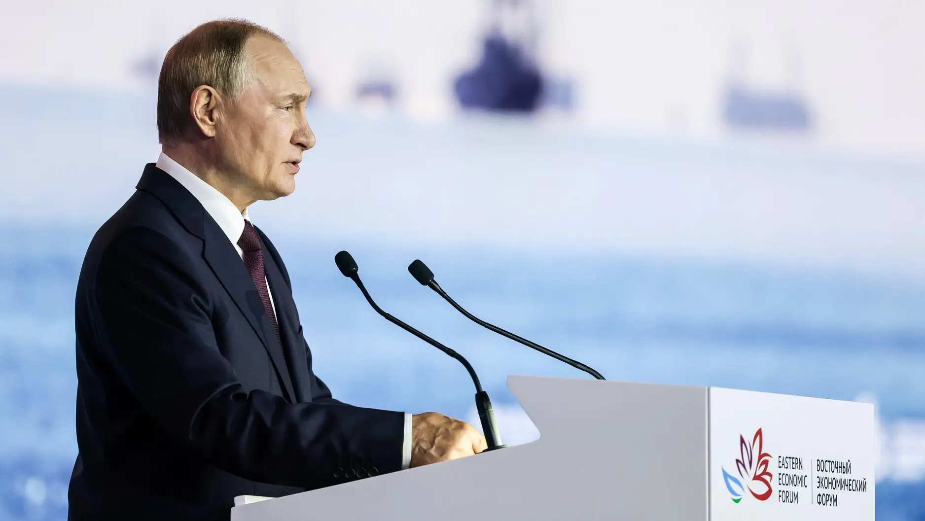 Путин заявил, что готов к контактам с Киевом, но не видит смысла. В Украине ответили