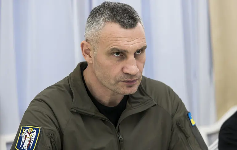 Прокуратура браконьєрствує. Чи має право Кличко захищати зграю мерів?