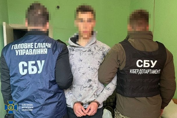 СБУ затримала "крота" ФСБ у військовому інституті: мав скоригувати удар по об’єктах вишу