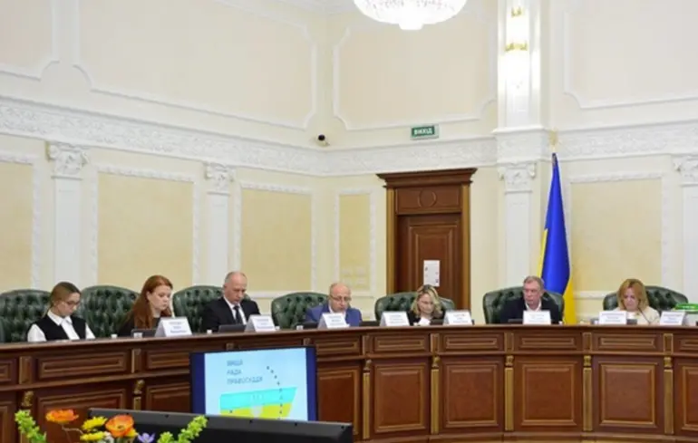 Тетяна Скочок: Відкладення дисциплінарної справи та звинувачення у