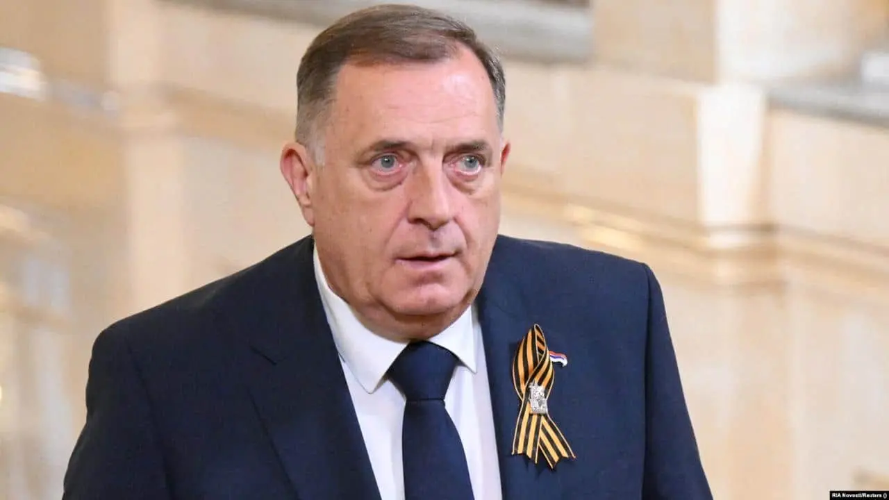 У засудженого Додіка забирають дипломатичний паспорт БіГ