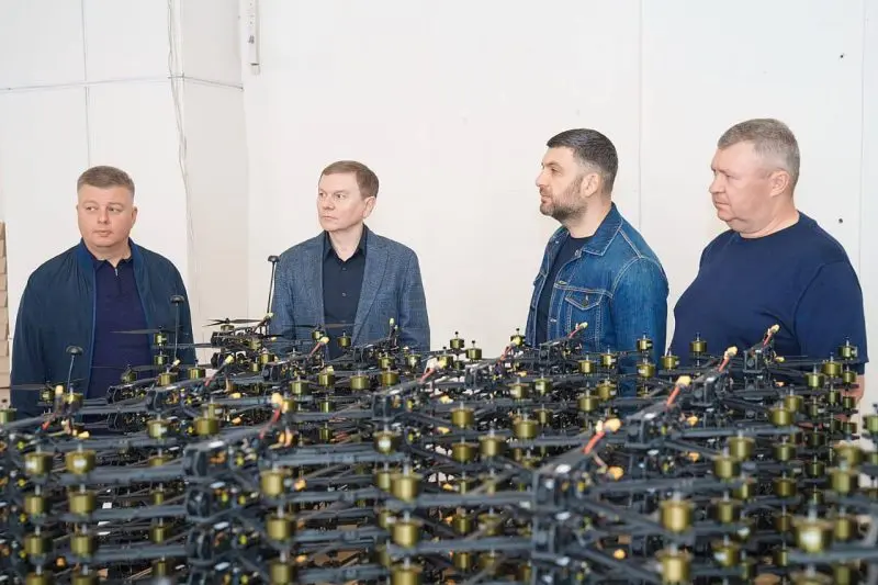 4000 FPV-дронів, півсотні автомобілів, РЕБи. Міжрегіональний координаційний гуманітарний штаб відзвітував про допомогу військовим за половину 2025 року