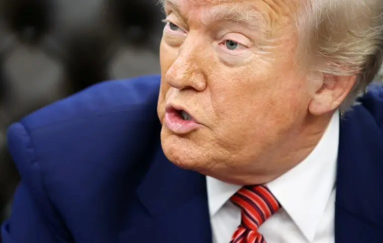 Трамп назвав Зеленського і Путіна "впертими"