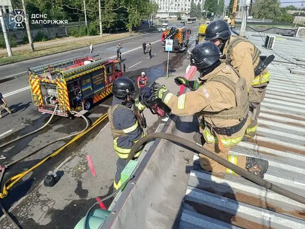 Російський обстріл Запоріжжя: наслідки та постраждалі