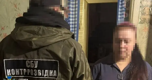 СБУ Буковини затримала дружину водія «швидкої» за наведення ударів РФ по лікарні
