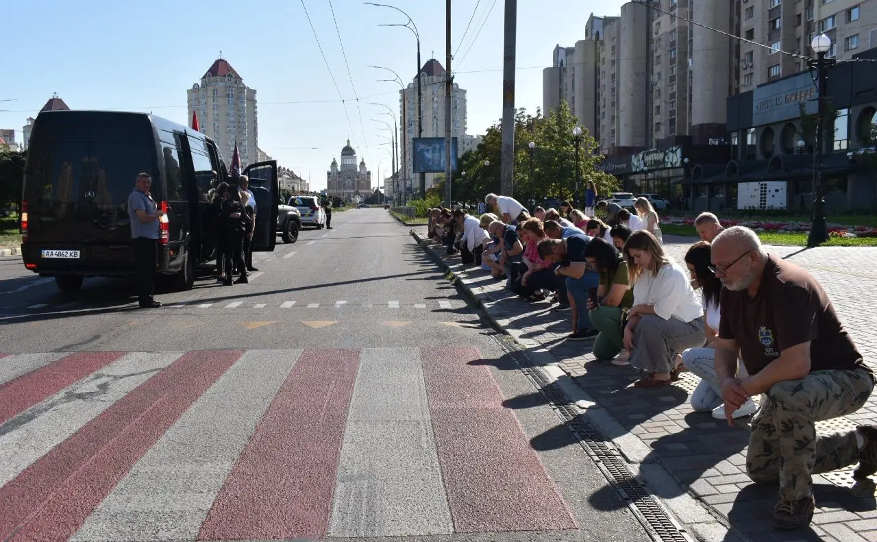 У столиці провели в останню путь Юрія Саєнка, який загинув на Сумщині