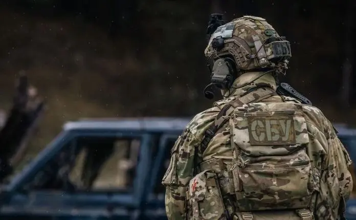Наводив російську артилерію на оборонців Сумщини: СБУ затримала зрадника