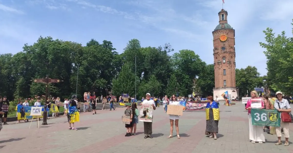 У Вінниці вчора відбулась акція на підтримку військовополонених та зниклих безвісти захисників
