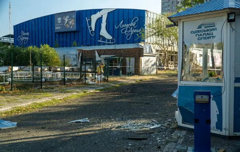 Одесу масовано атакували "Шахеди": в ОВА показали фото наслідків 