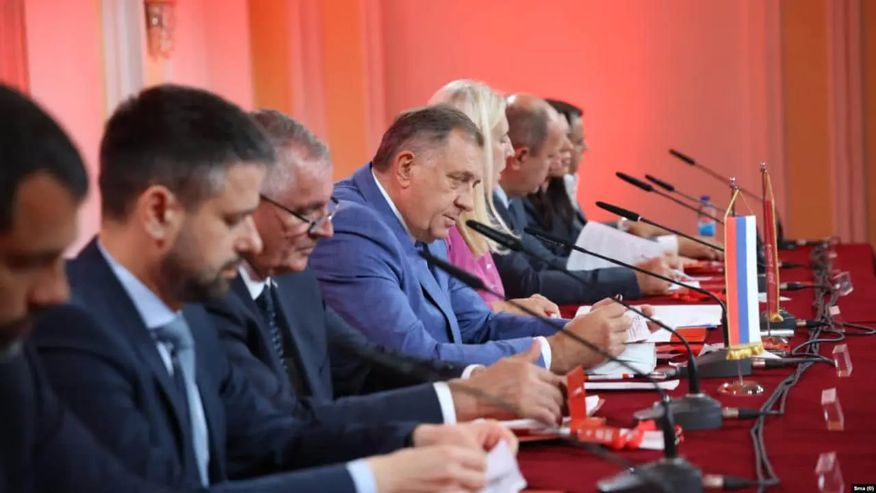 Партія Додіка все ж братиме участь у виборах його наступника, хоча обіцяла бойкот