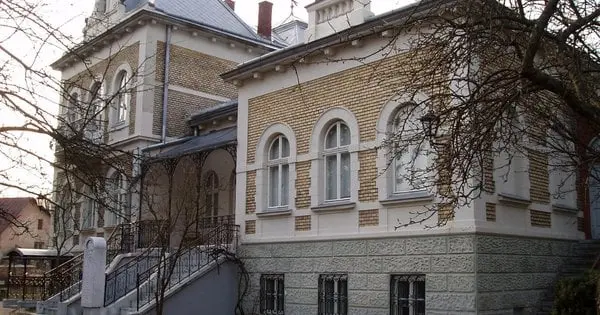 Об'єднання музеїв Франка й Грушевського: відповіді на проблемні питання