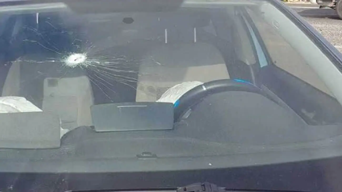 У Василькові невідомий вистрілив у водія авто і поранив його: нападника шукають
