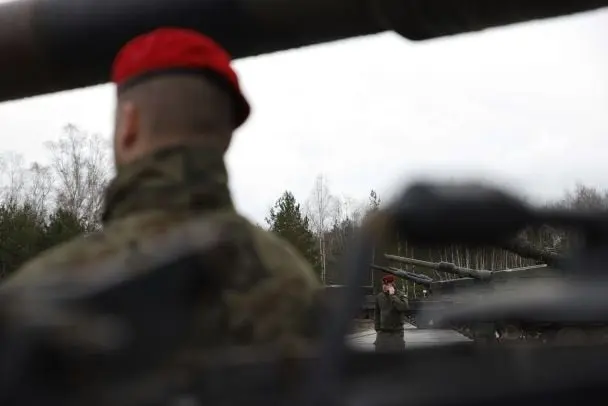Польща може відправити своїх військових до України на навчання — Reuters
