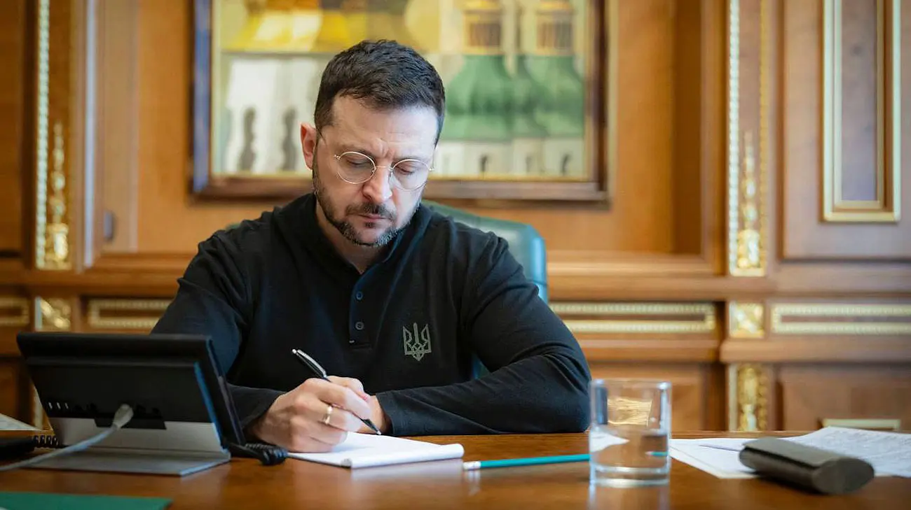 Зеленського закликають ветувати закон, який обмежив доступ до реєстрів, зокрема, до майна посадовців