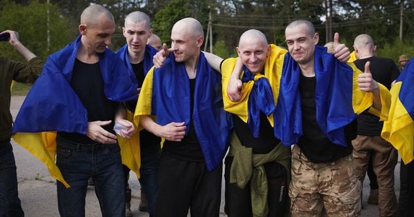 Шестеро військових з Хмельниччини повернулися з російського полону