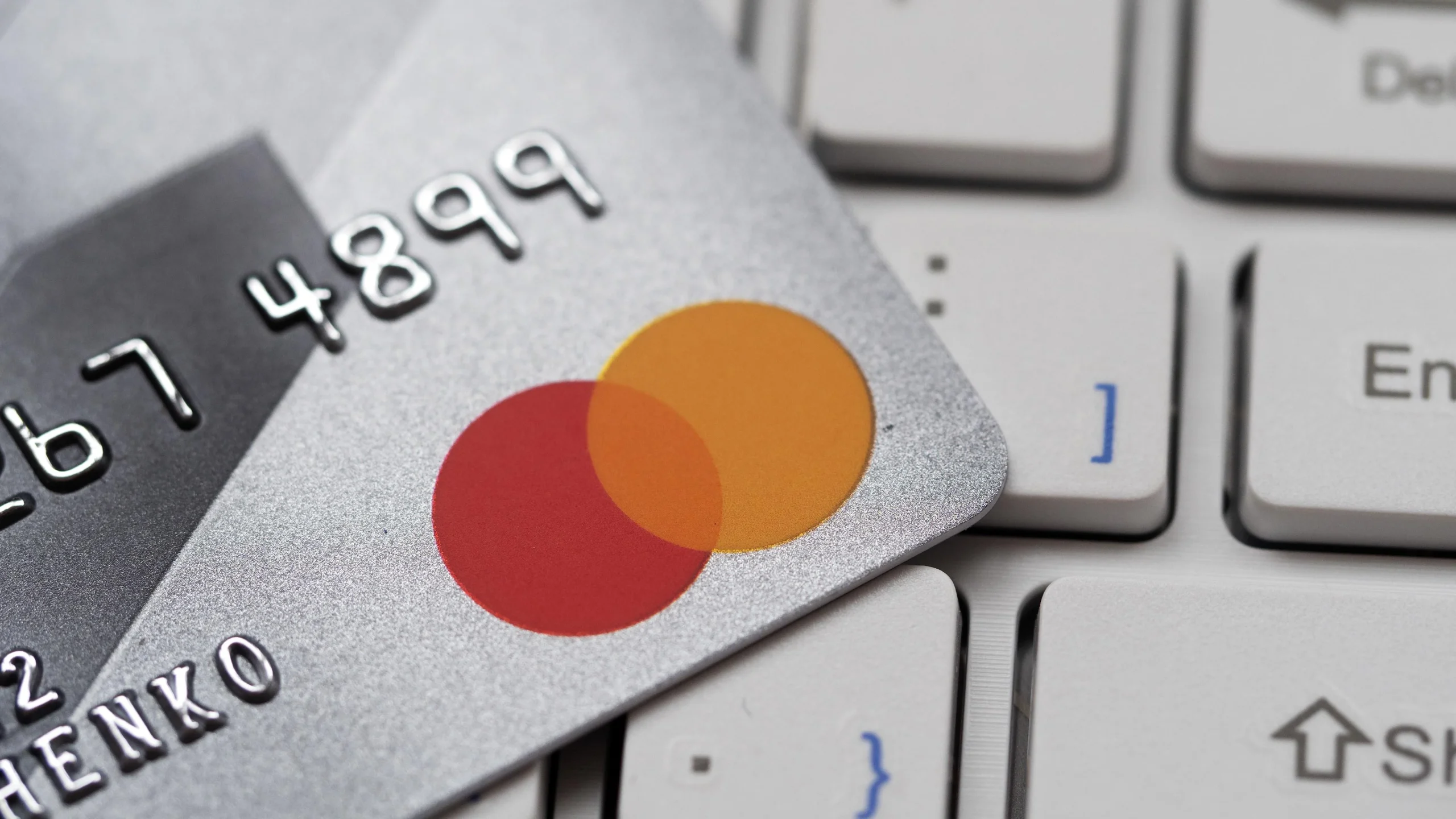 Mastercard заперечує тиск на ігрові платформи, але Valve має іншу версію подій