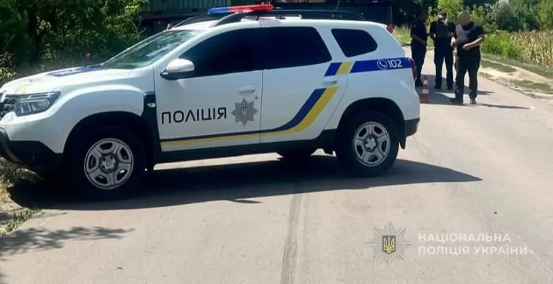Вантажівка та легковик зіткнулися на Одещині: одна людина загинула